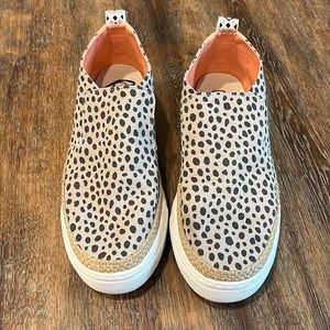 Cheetah print and peach hey dude sneakers - like new